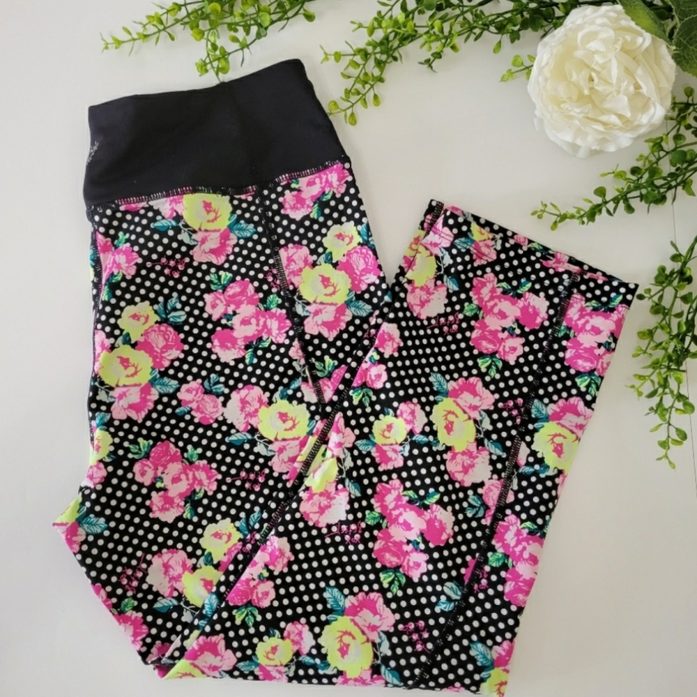 Betsey Johnson Performance floral and polka-dots capri leggings Women's small